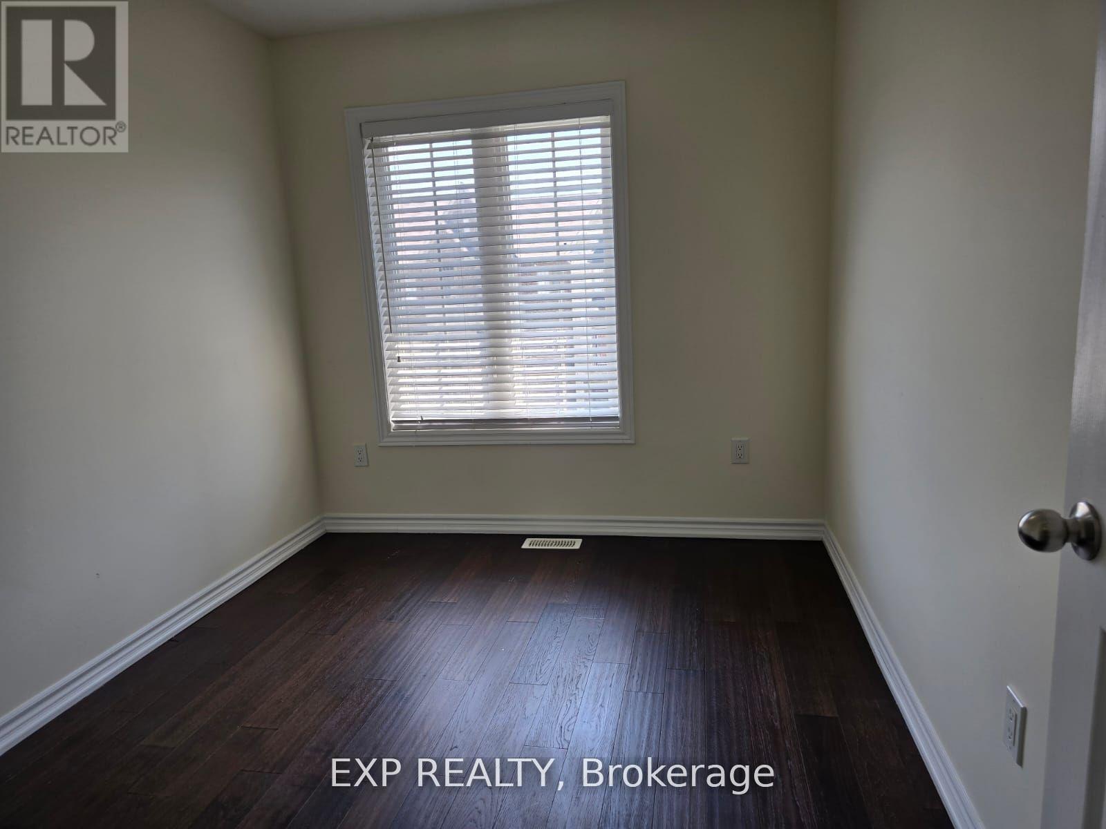 50 Farooq Boulevard N, Vaughan, Ontario  L4H 4P3 - Photo 33 - N12832270