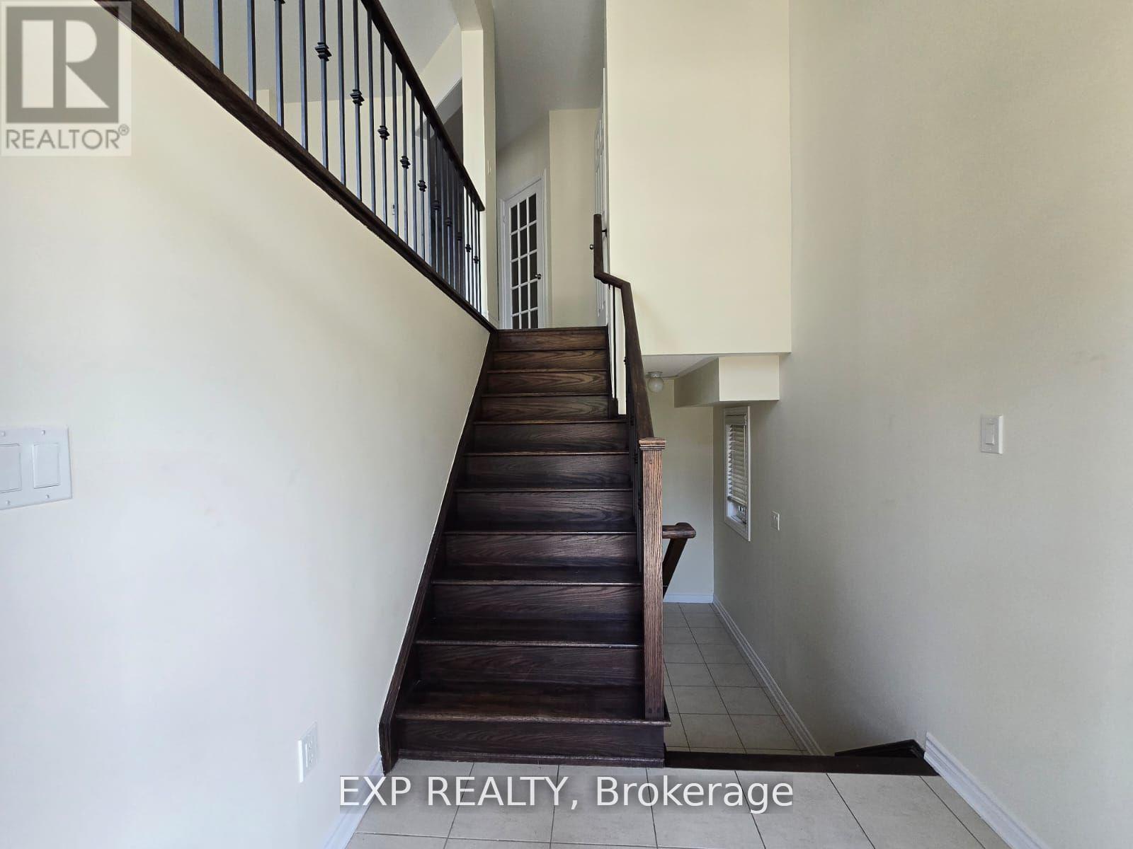 50 Farooq Boulevard N, Vaughan, Ontario  L4H 4P3 - Photo 4 - N12832270