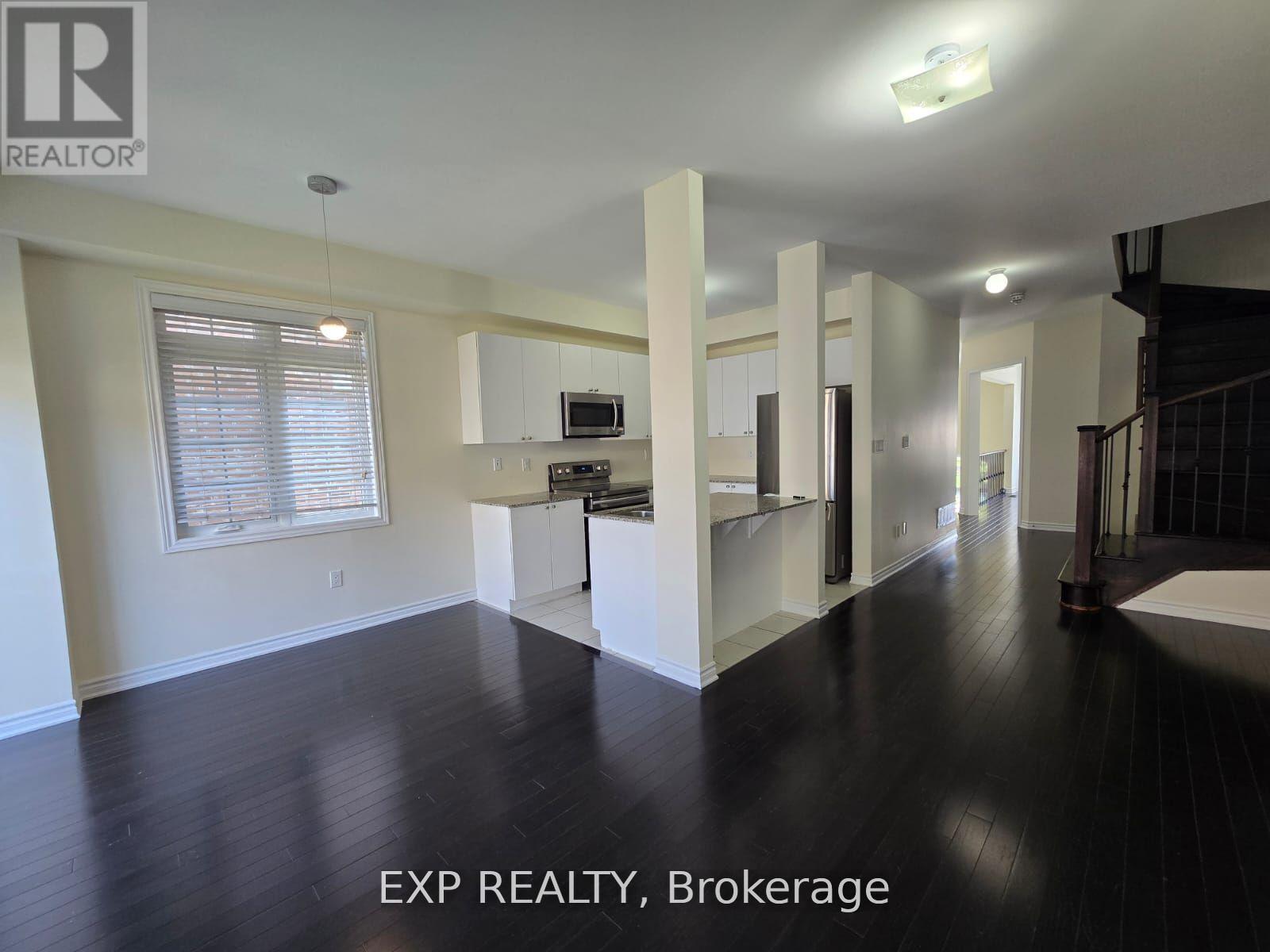 50 Farooq Boulevard N, Vaughan, Ontario  L4H 4P3 - Photo 8 - N12832270