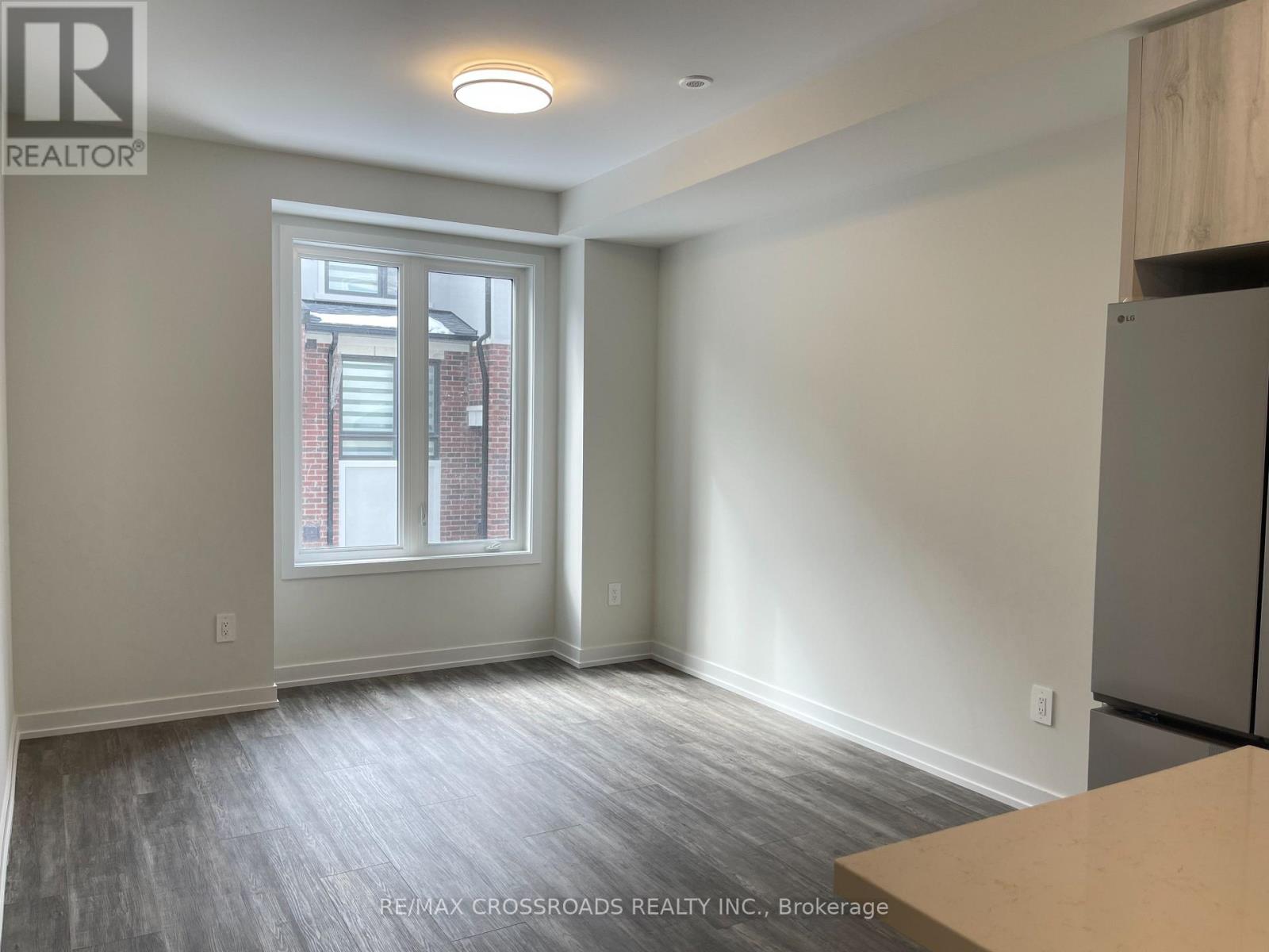 23 Mermot Lane, Richmond Hill, Ontario  L4B 0J5 - Photo 11 - N12832284