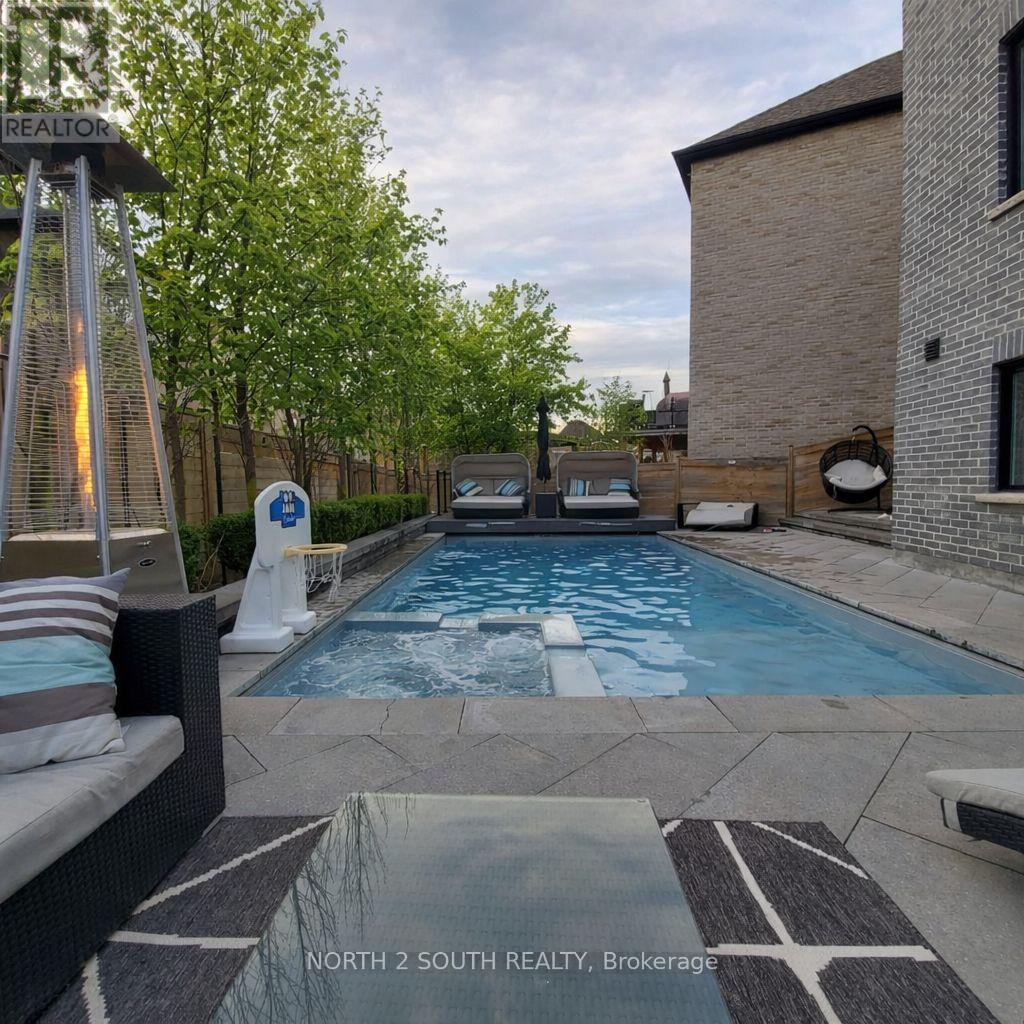 36 Kylemount Court, Vaughan, Ontario  L4J 0J4 - Photo 45 - N12832310