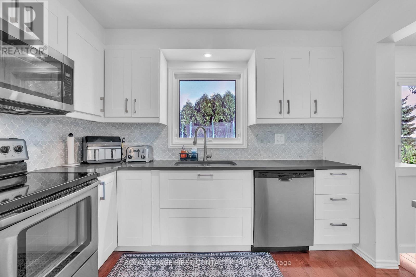 195 Billings Crescent, Newmarket, Ontario  L3Y 7Y5 - Photo 11 - N12832346