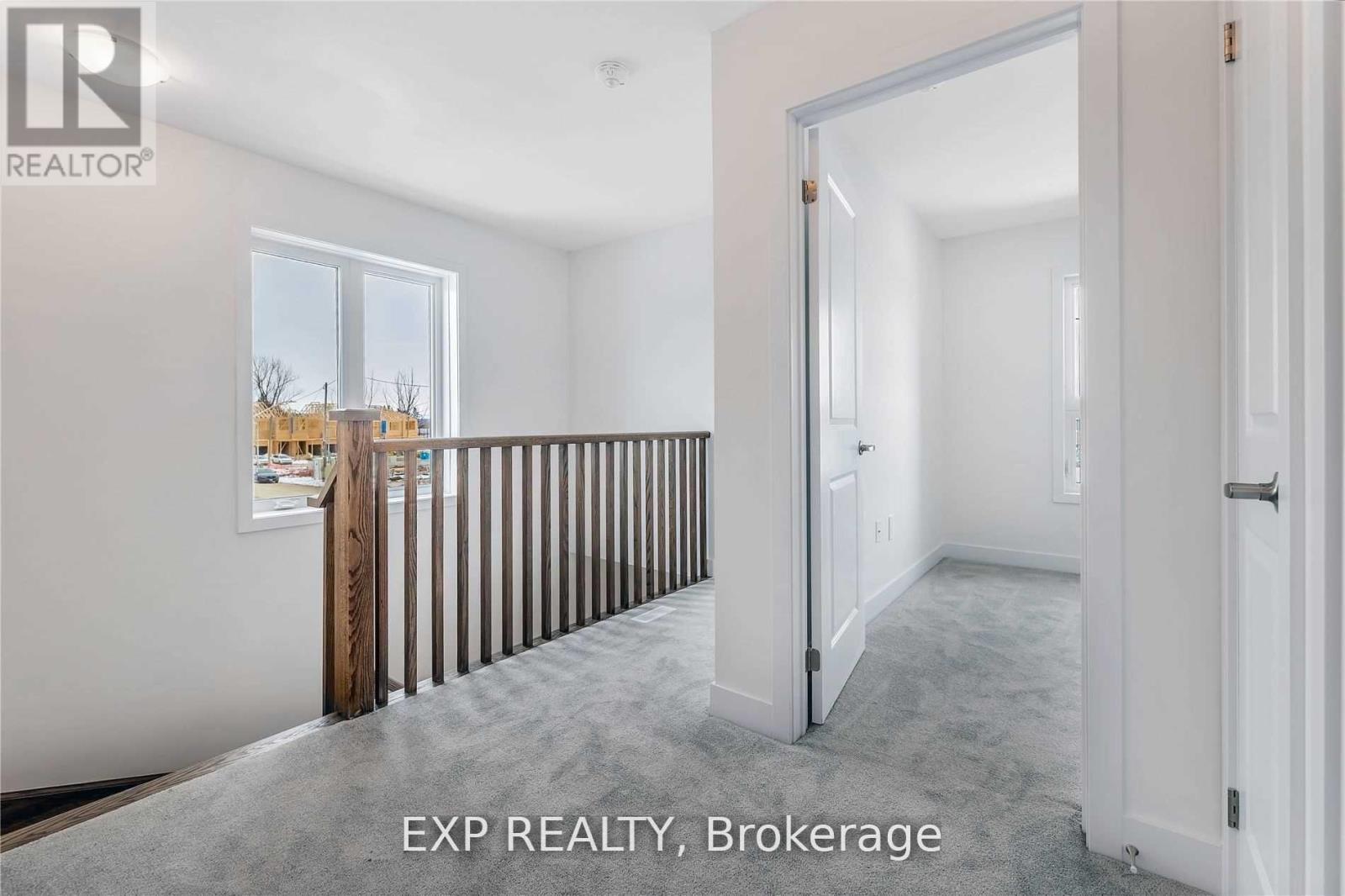 11 Evergreen Terrace, Barrie (Painswick South), Ontario  L9J 0M6 - Photo 17 - S12832258