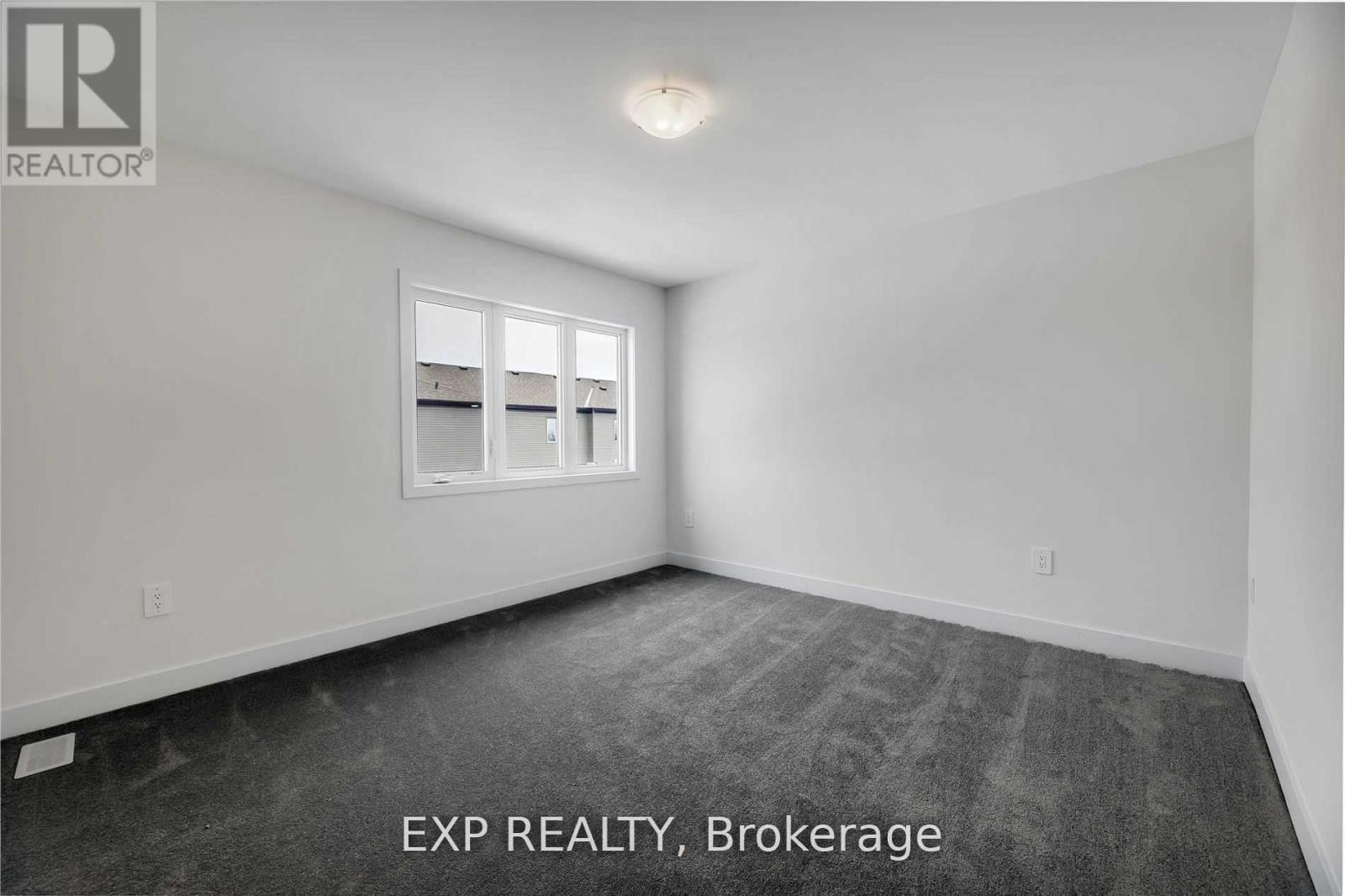 11 Evergreen Terrace, Barrie (Painswick South), Ontario  L9J 0M6 - Photo 18 - S12832258