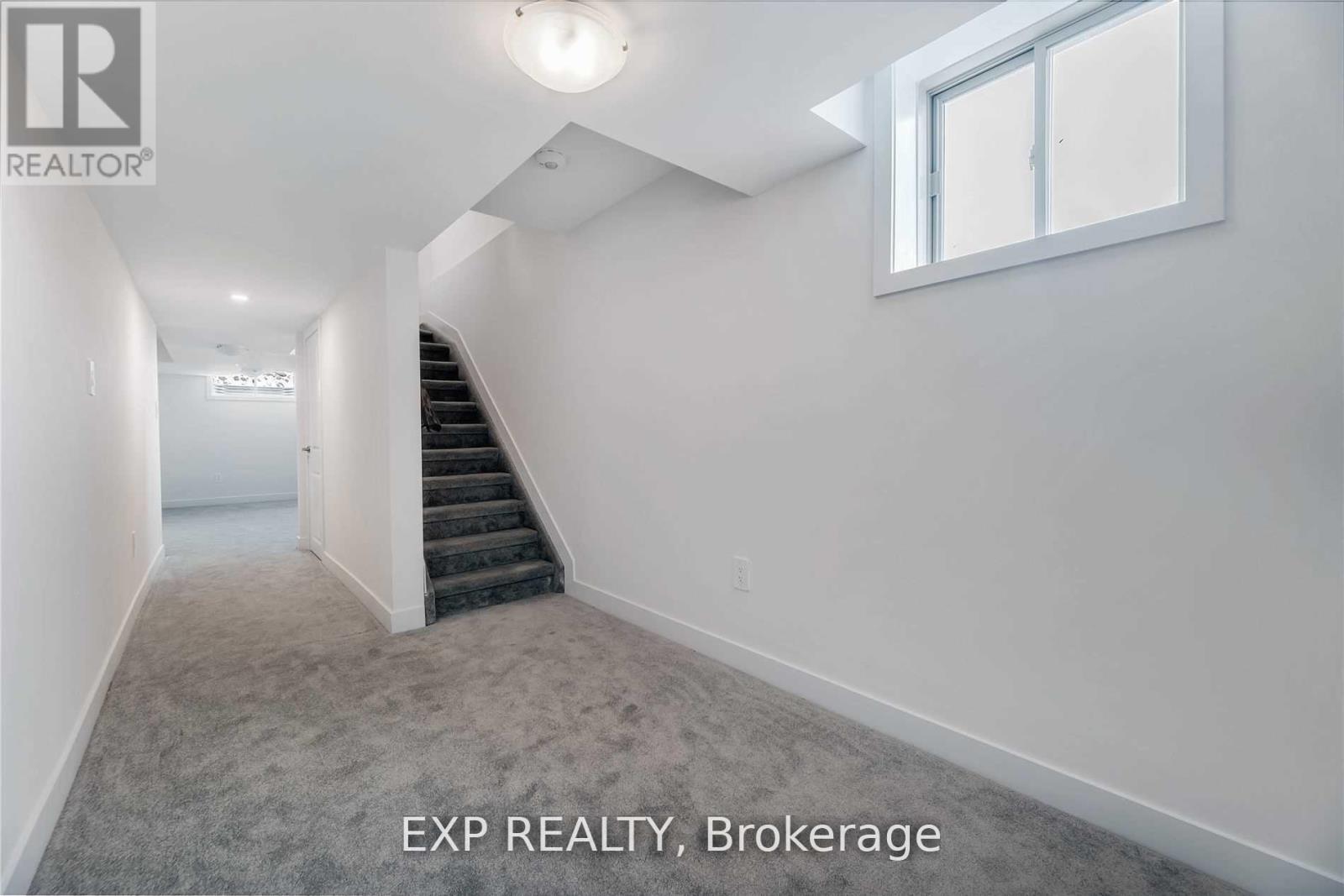 11 Evergreen Terrace, Barrie (Painswick South), Ontario  L9J 0M6 - Photo 19 - S12832258