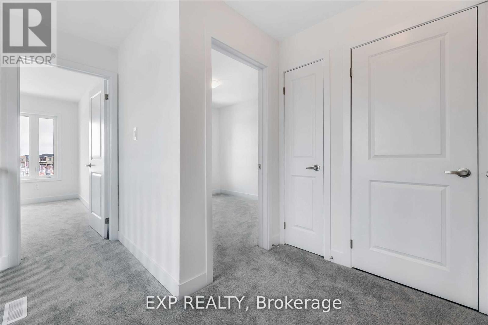 11 Evergreen Terrace, Barrie (Painswick South), Ontario  L9J 0M6 - Photo 8 - S12832258