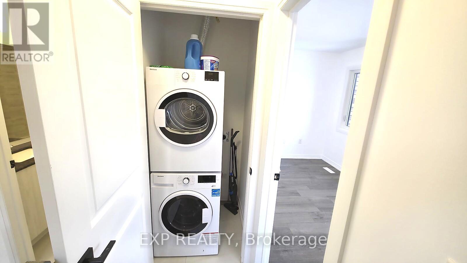 111 Fairlane Avenue, Barrie, Ontario  L9J 0M5 - Photo 20 - S12832290