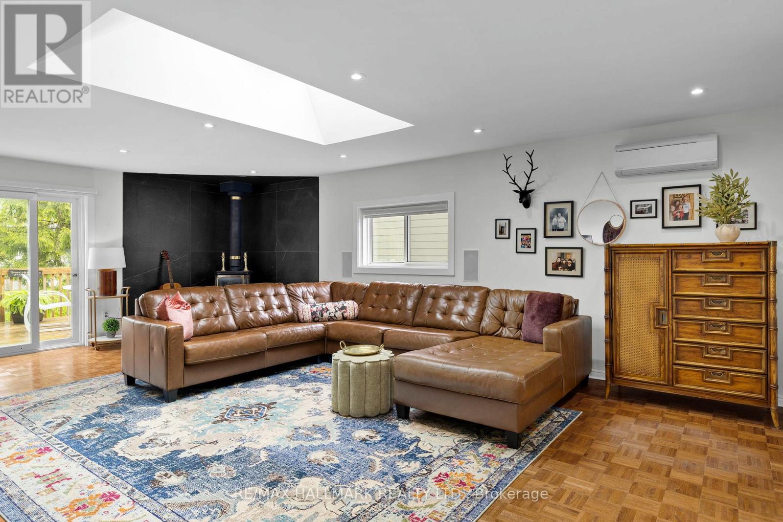 95 Lake Avenue, Ramara (Brechin), Ontario  L0K 1B0 - Photo 21 - S12832324