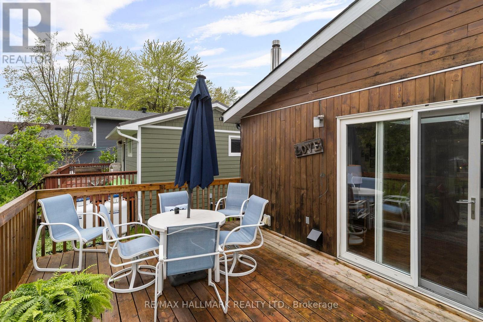 95 Lake Avenue, Ramara (Brechin), Ontario  L0K 1B0 - Photo 27 - S12832324