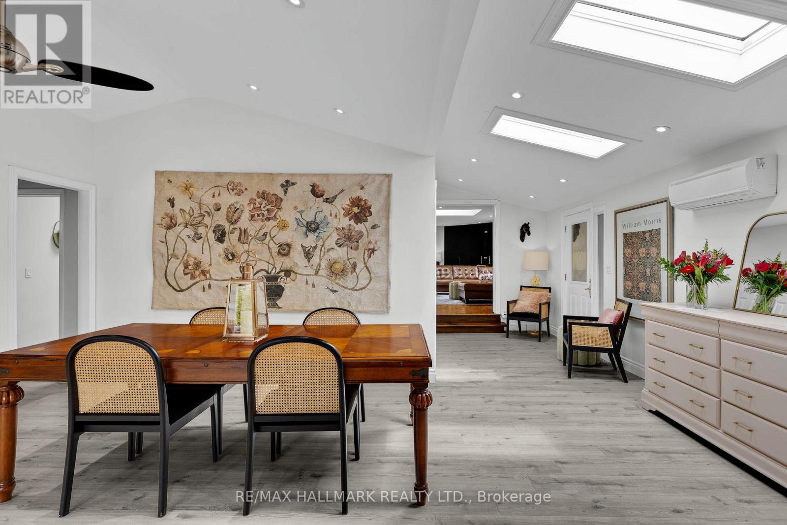 95 Lake Avenue, Ramara (Brechin), Ontario  L0K 1B0 - Photo 7 - S12832324