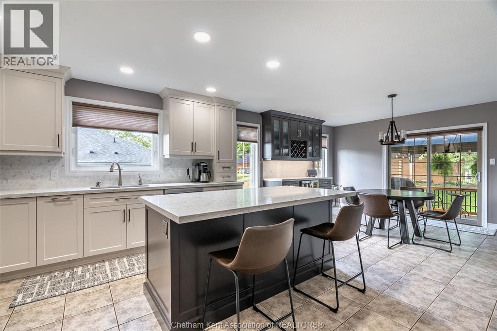 22 Myrtle Street, Ridgetown, Ontario  N0P 2C0 - Photo 8 - 25024544