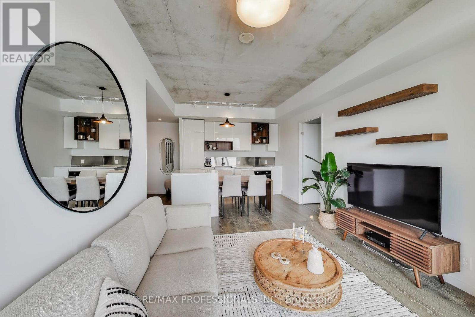 414 - 383 Sorauren Avenue, Toronto, Ontario  M6R 0A4 - Photo 11 - W12832292