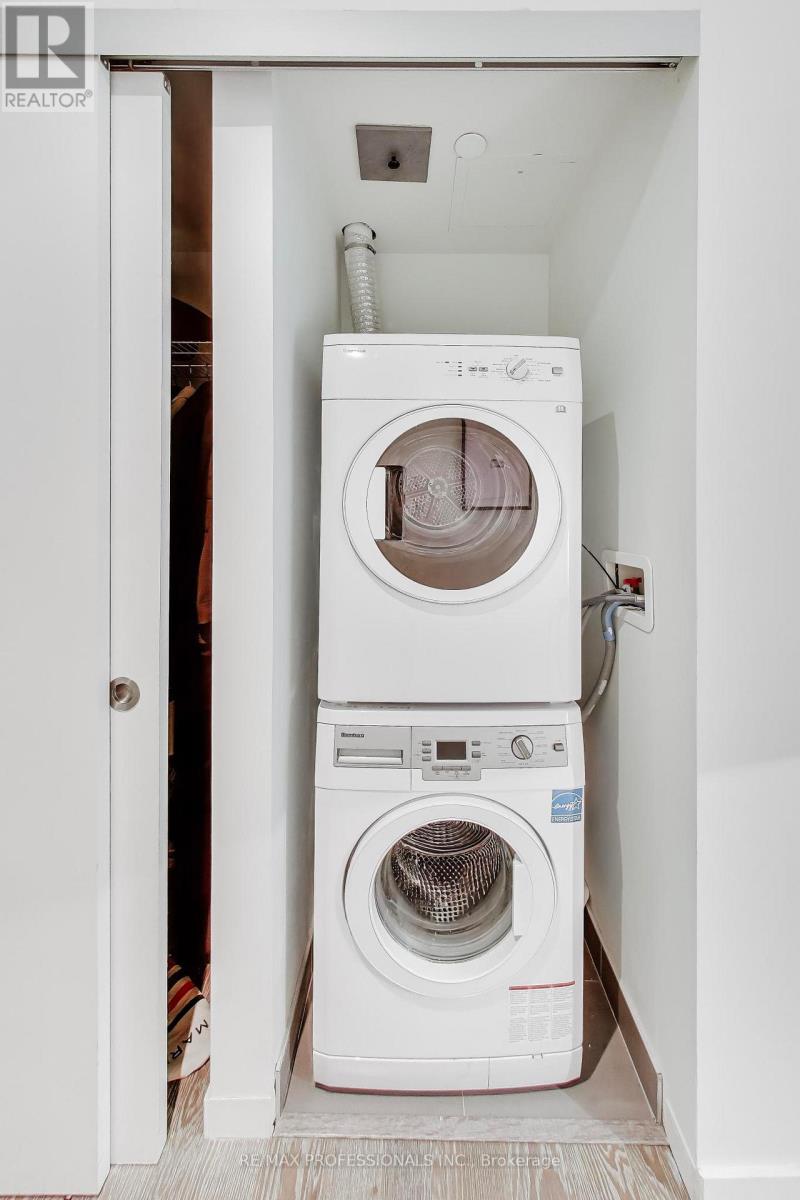 414 - 383 Sorauren Avenue, Toronto, Ontario  M6R 0A4 - Photo 25 - W12832292