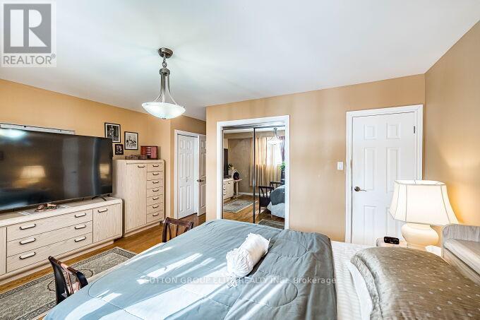 1290 Winding Trail N, Mississauga, Ontario  L4Y 2T7 - Photo 22 - W12832300
