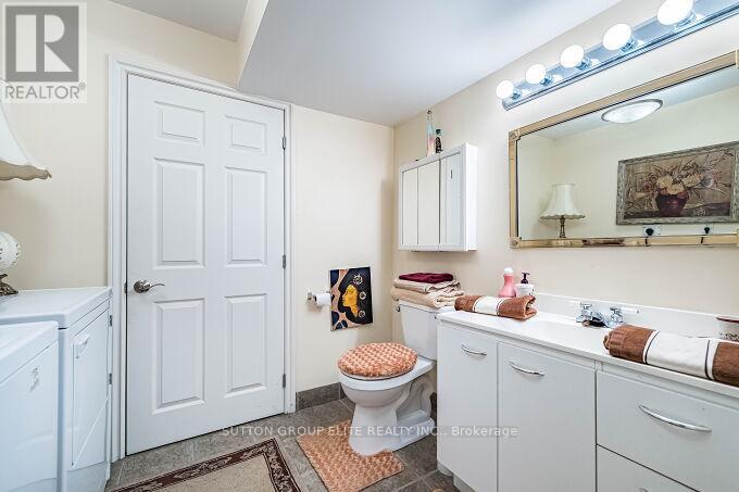 1290 Winding Trail N, Mississauga, Ontario  L4Y 2T7 - Photo 34 - W12832300