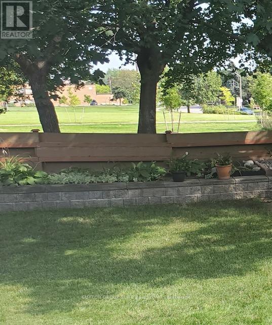 1290 Winding Trail N, Mississauga, Ontario  L4Y 2T7 - Photo 49 - W12832300