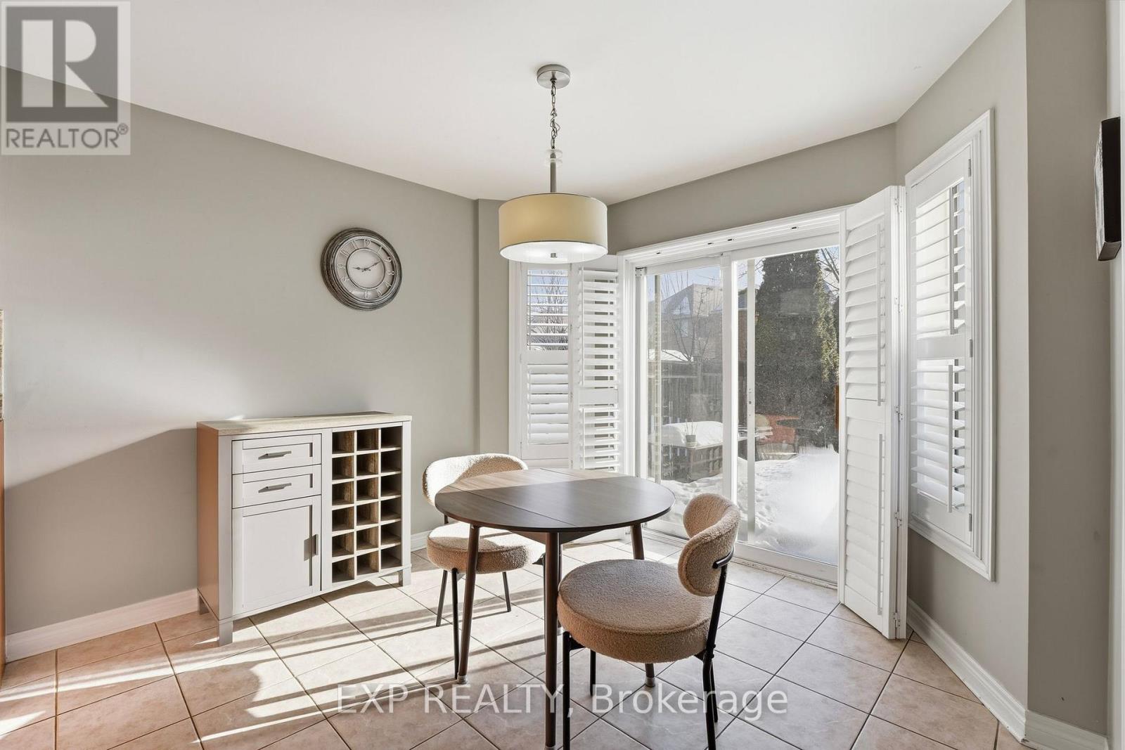 6 Flintwood Avenue, Caledon, Ontario  L7E 2W3 - Photo 13 - W12832330