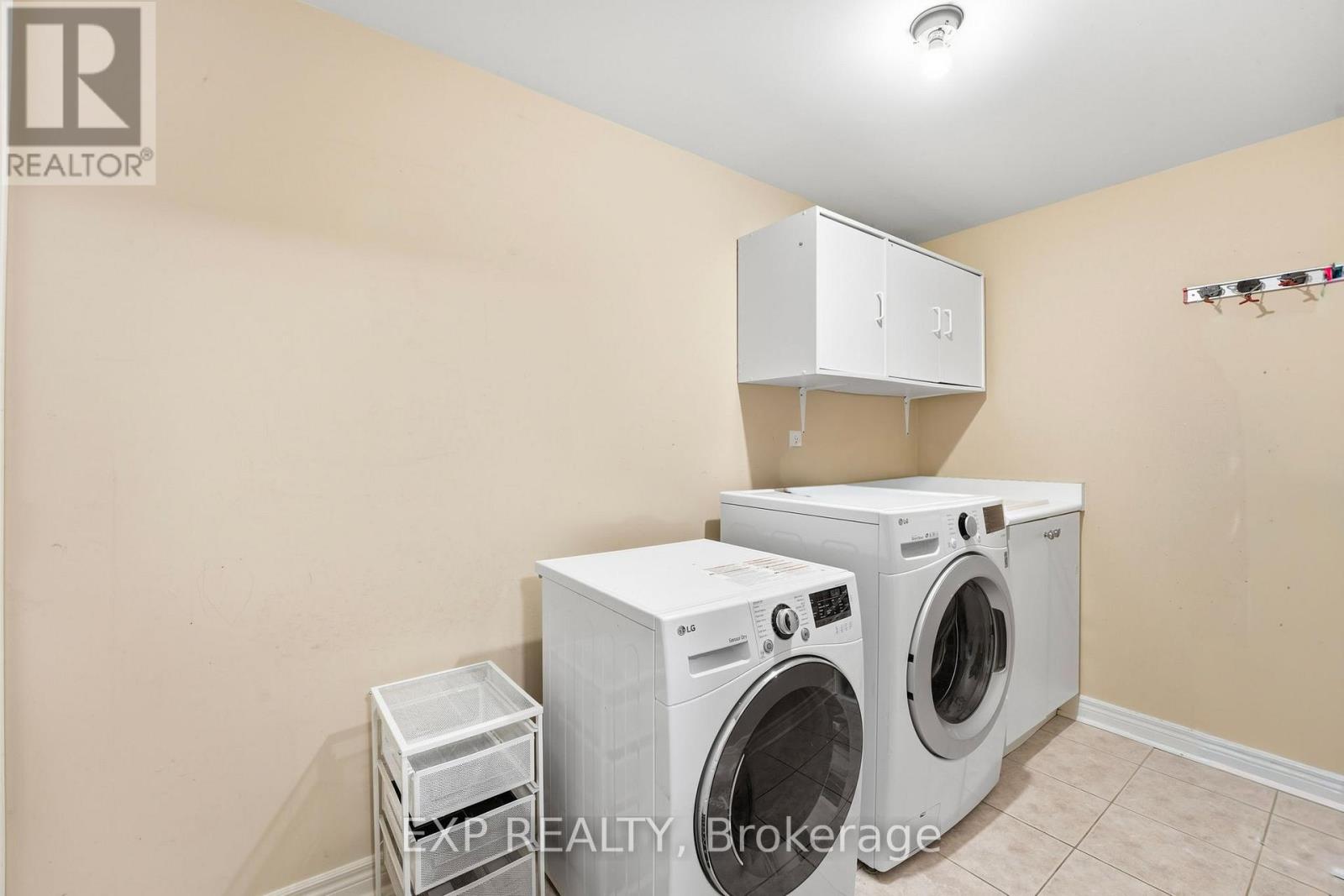 6 Flintwood Avenue, Caledon, Ontario  L7E 2W3 - Photo 18 - W12832330