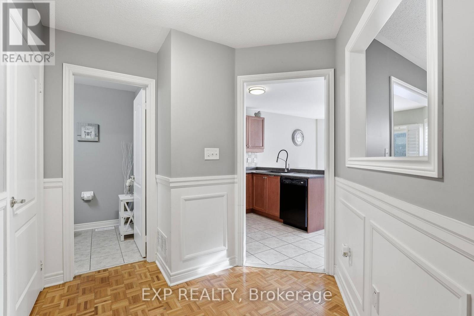 6 Flintwood Avenue, Caledon, Ontario  L7E 2W3 - Photo 7 - W12832330