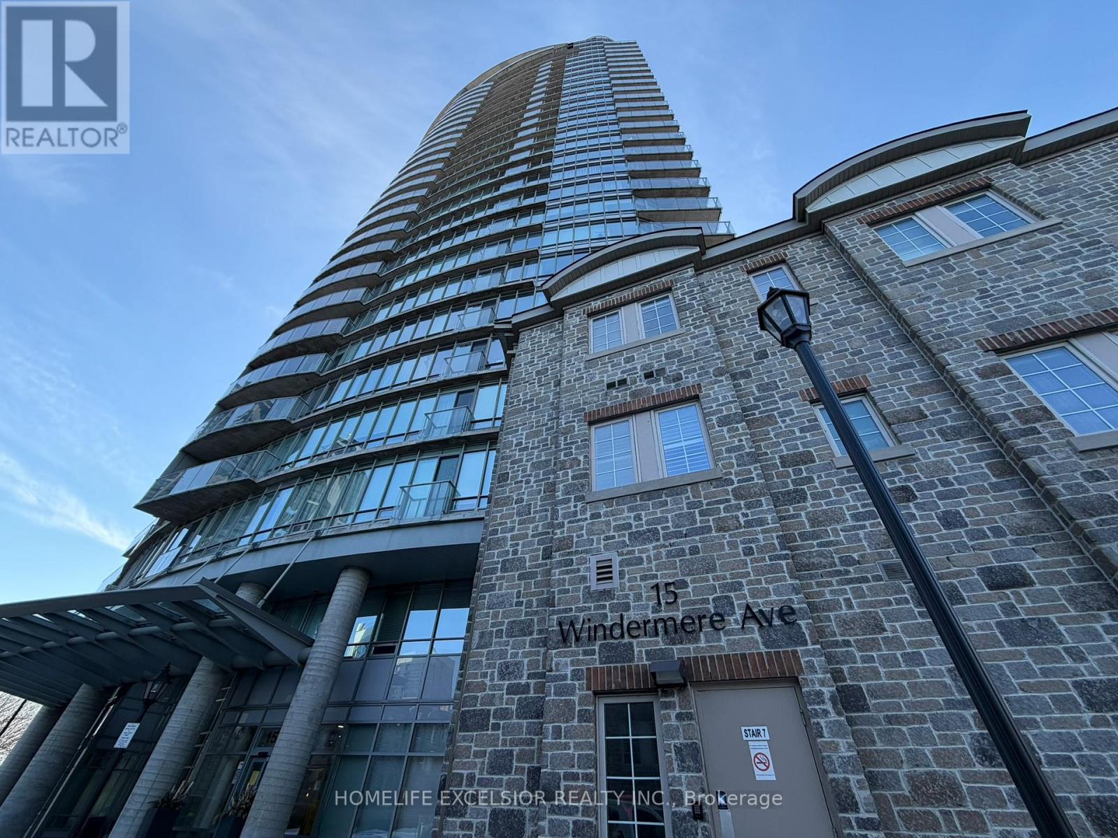 2411 - 15 Windermere Avenue, Toronto, Ontario M6S 5A2 - Photo 17 - W12832338