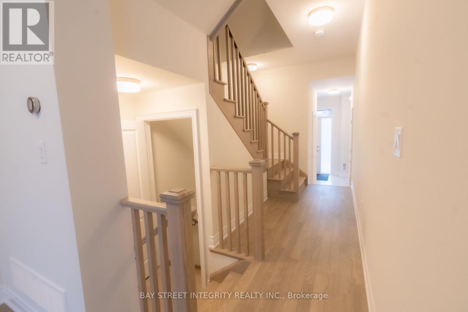 11 - 2184 Postmaster Drive, Oakville, Ontario  L6M 5T1 - Photo 12 - W12832354