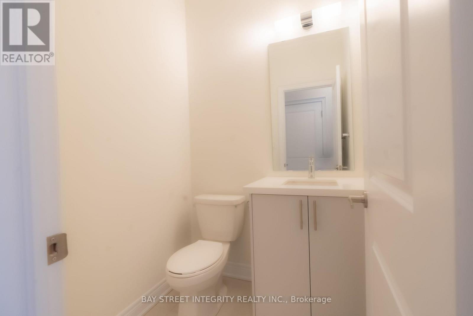 11 - 2184 Postmaster Drive, Oakville, Ontario  L6M 5T1 - Photo 14 - W12832354