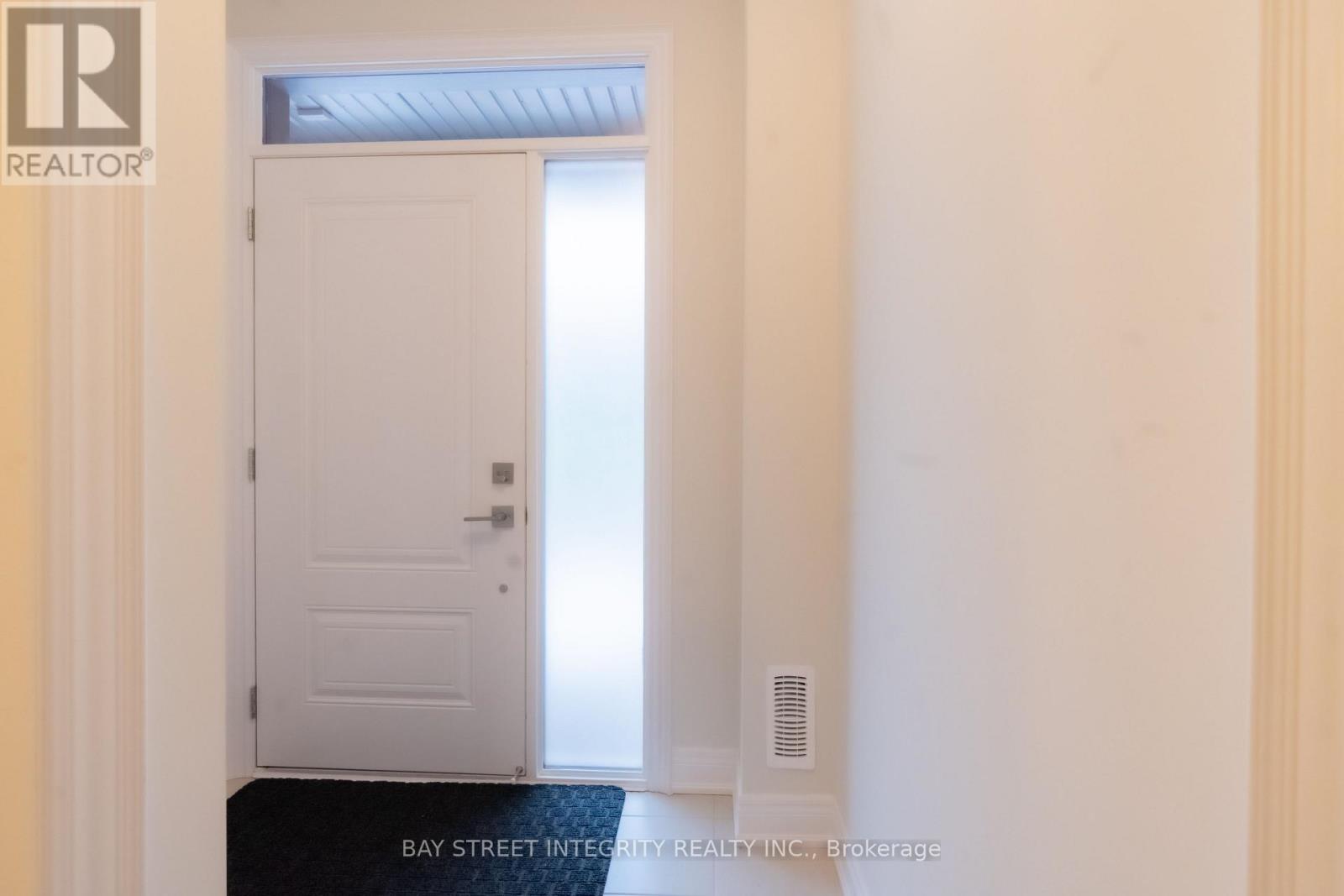 11 - 2184 Postmaster Drive, Oakville, Ontario  L6M 5T1 - Photo 15 - W12832354