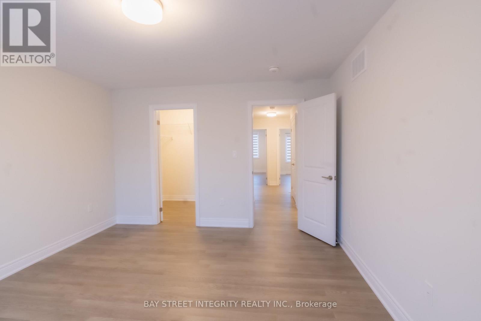 11 - 2184 Postmaster Drive, Oakville, Ontario  L6M 5T1 - Photo 19 - W12832354