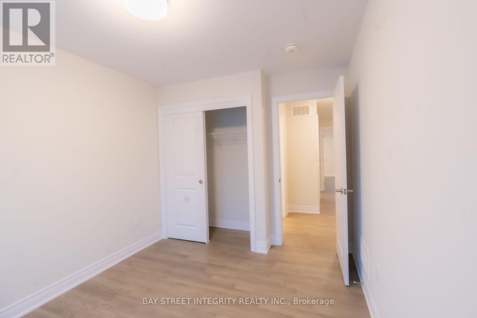 11 - 2184 Postmaster Drive, Oakville, Ontario  L6M 5T1 - Photo 26 - W12832354