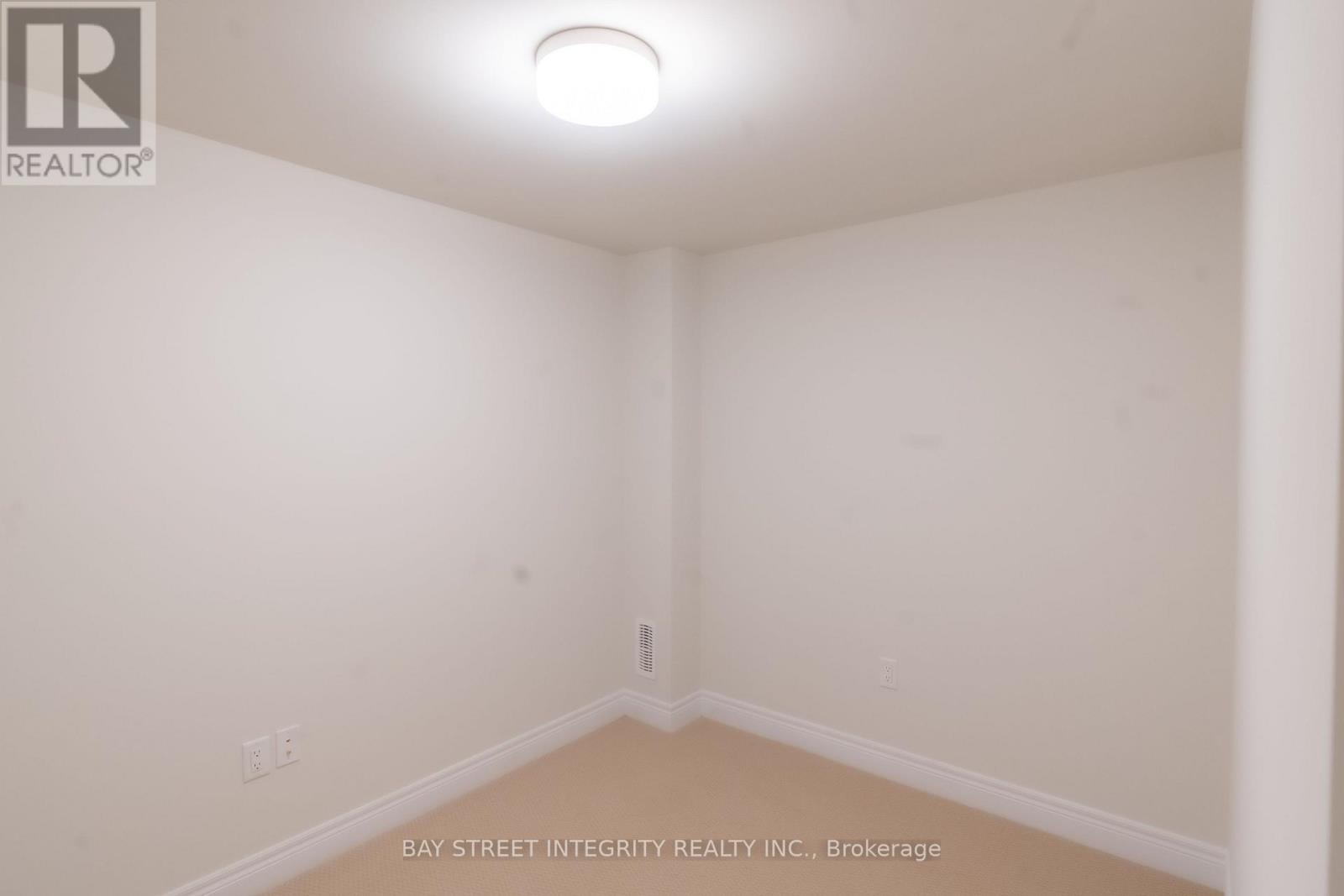 11 - 2184 Postmaster Drive, Oakville, Ontario  L6M 5T1 - Photo 33 - W12832354