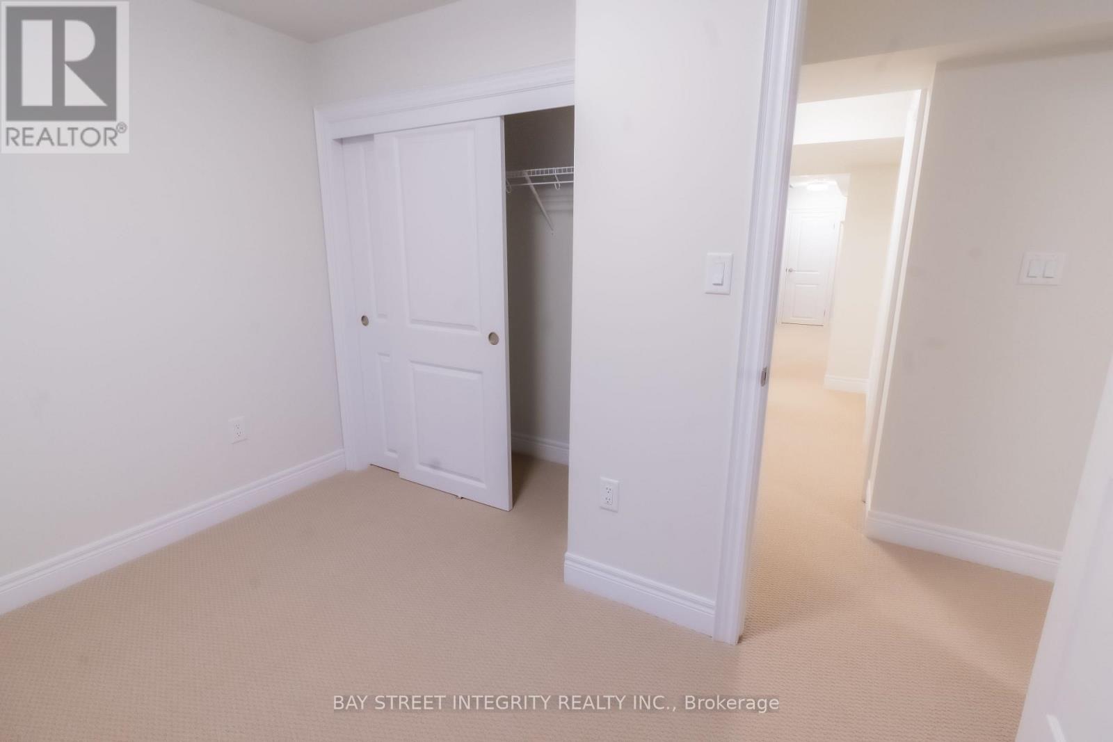 11 - 2184 Postmaster Drive, Oakville, Ontario  L6M 5T1 - Photo 35 - W12832354