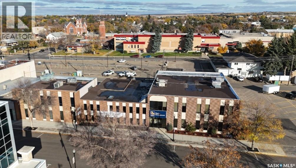 121 - 151 1st Avenue Ne, Swift Current, Saskatchewan  S9H 2B1 - Photo 2 - SK029359