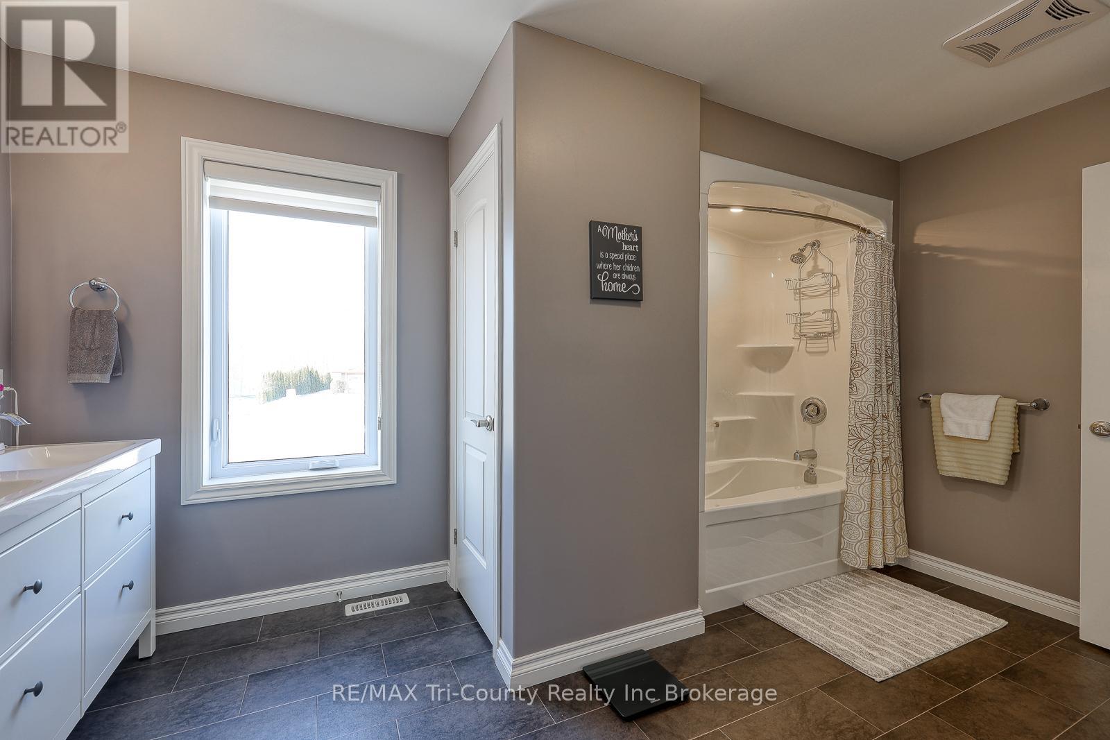 27 Ann Street, Bayham, Ontario  N0J 1Z0 - Photo 31 - X12832488