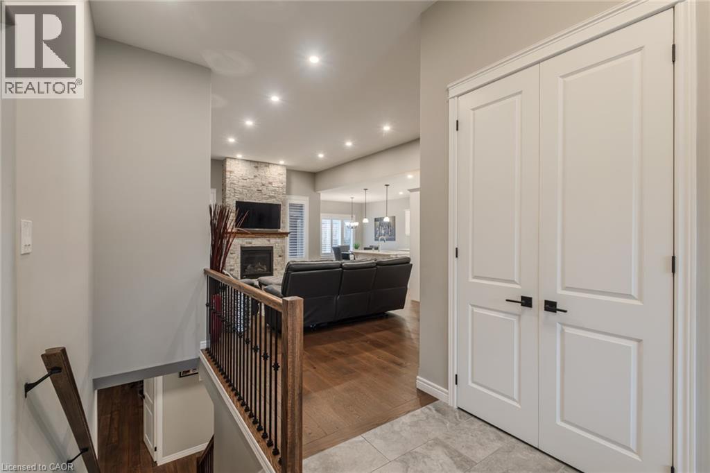 208 Oak Street, Simcoe, Ontario  N3Y 4K1 - Photo 8 - 40807850