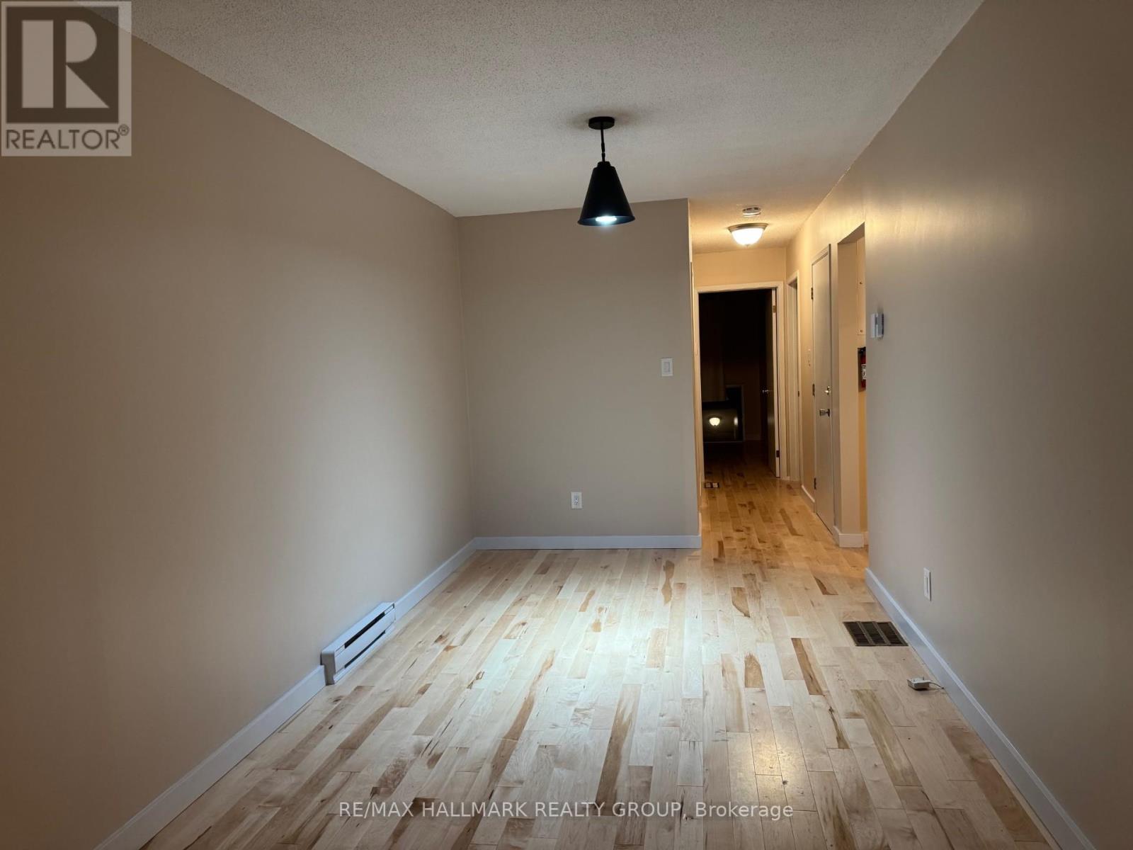 52 Halton Street, Perth, Ontario  K7H 2C6 - Photo 11 - X12579252