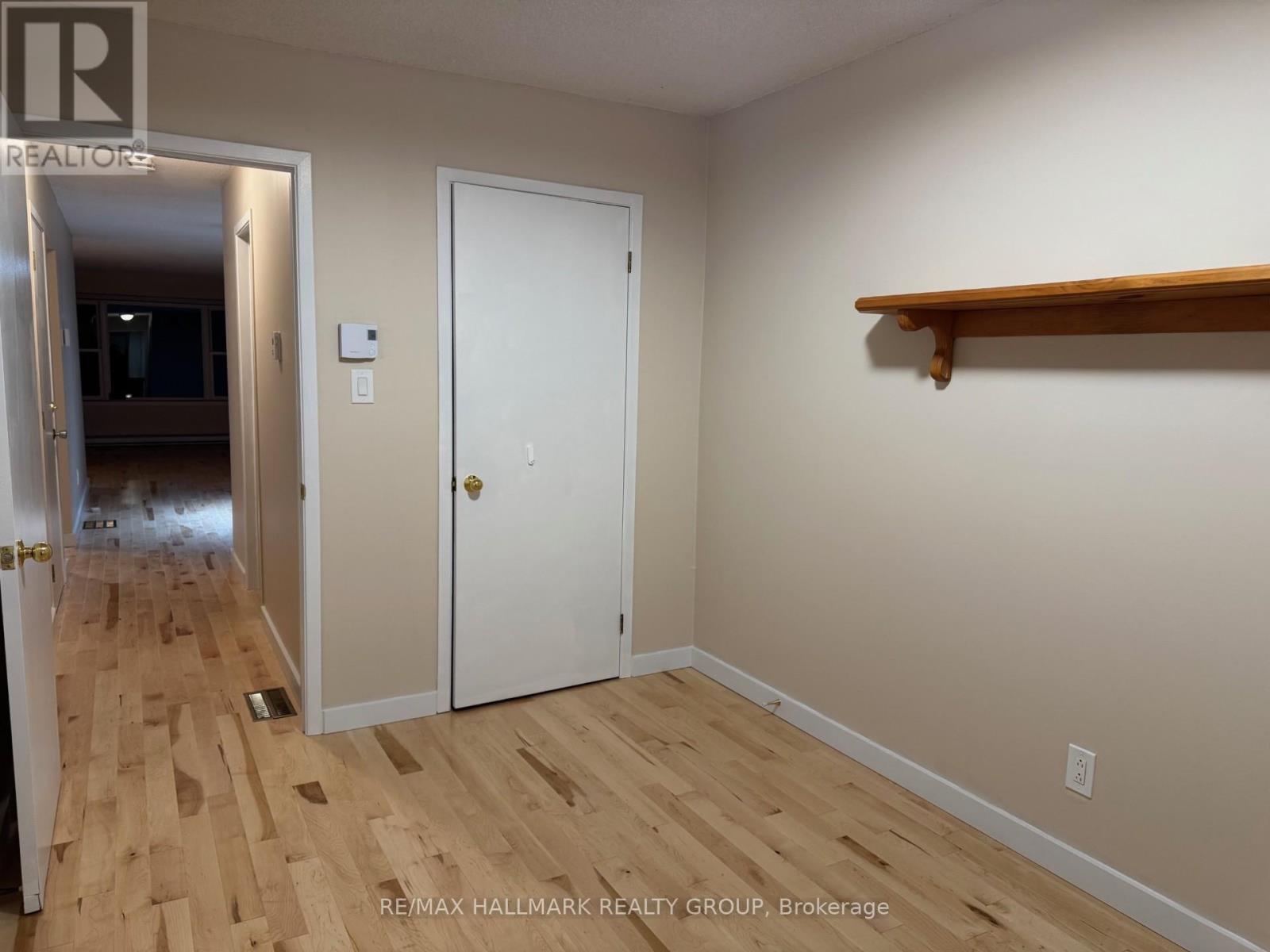 52 Halton Street, Perth, Ontario  K7H 2C6 - Photo 10 - X12579252