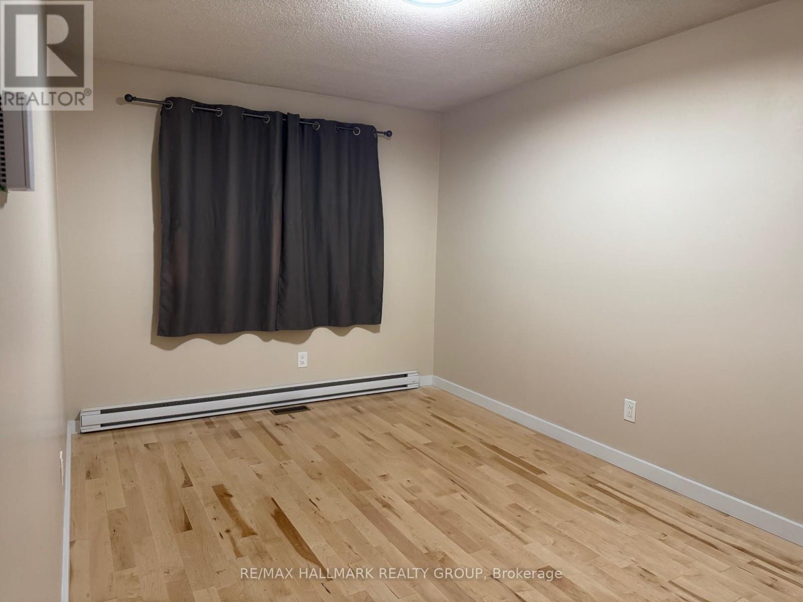 52 Halton Street, Perth, Ontario  K7H 2C6 - Photo 8 - X12579252