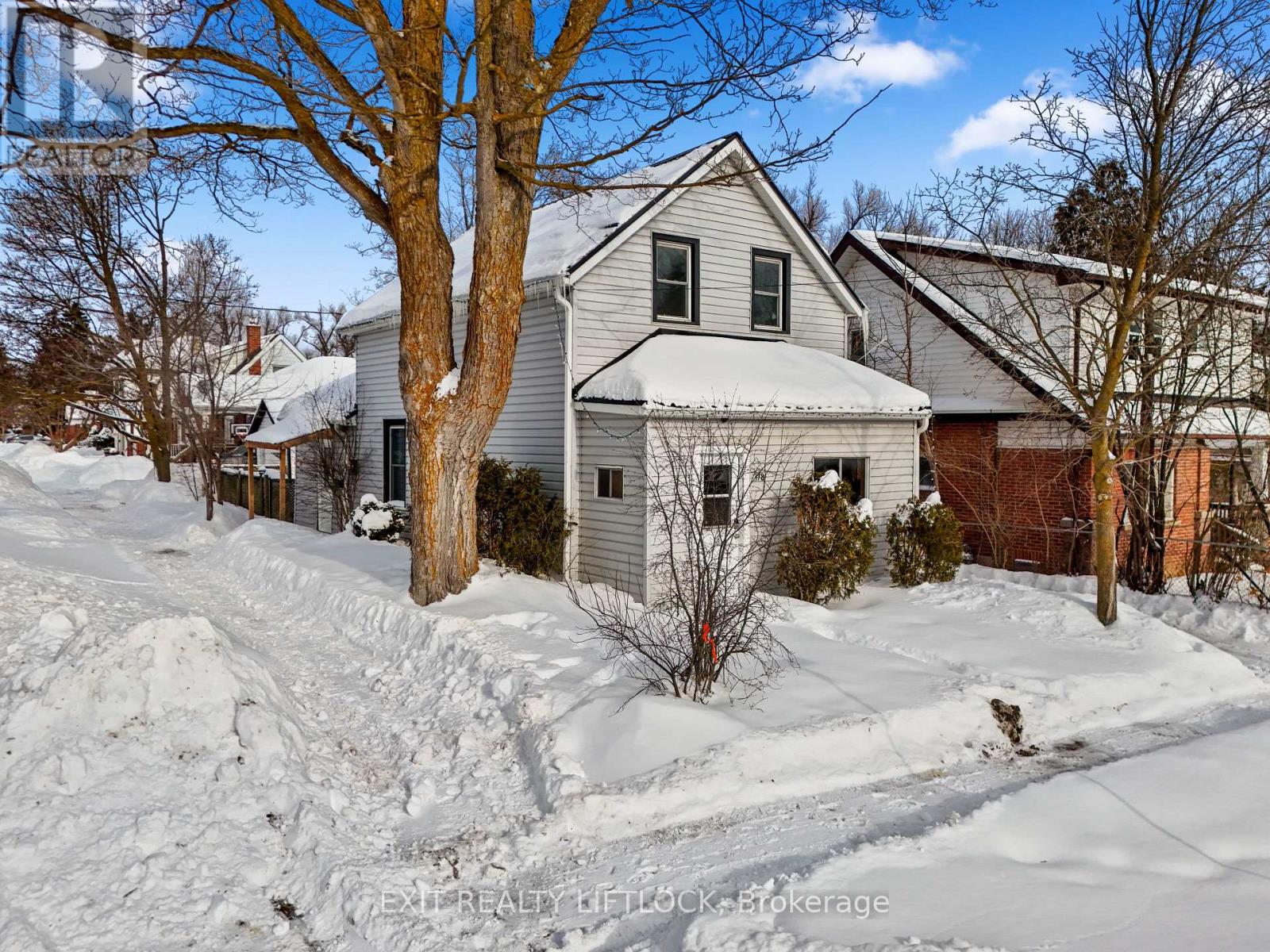 378 London Street, Peterborough, Ontario  K9H 2Z8 - Photo 2 - X12832426