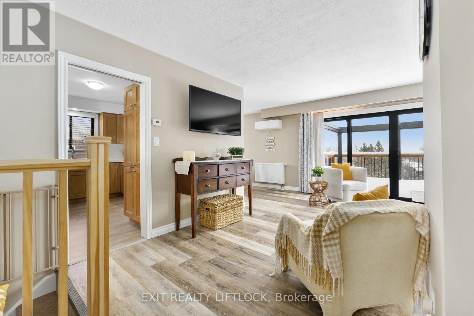 529 Mccrea Drive, Peterborough (Northcrest Ward 5), Ontario  K9K 1C4 - Photo 7 - X12832434