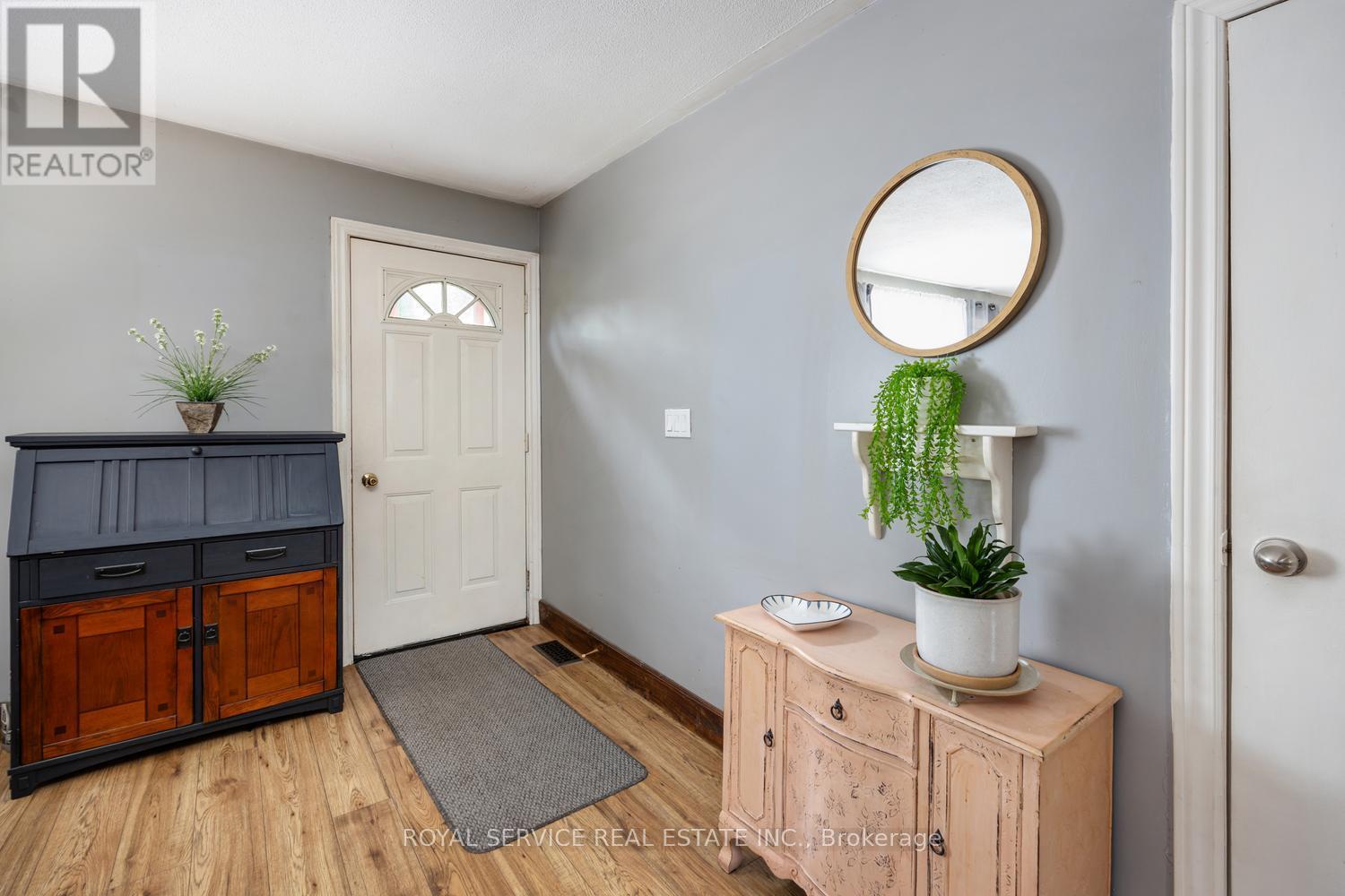 9144 Dale Road, Cobourg, Ontario  K9A 4J9 - Photo 5 - X12832444