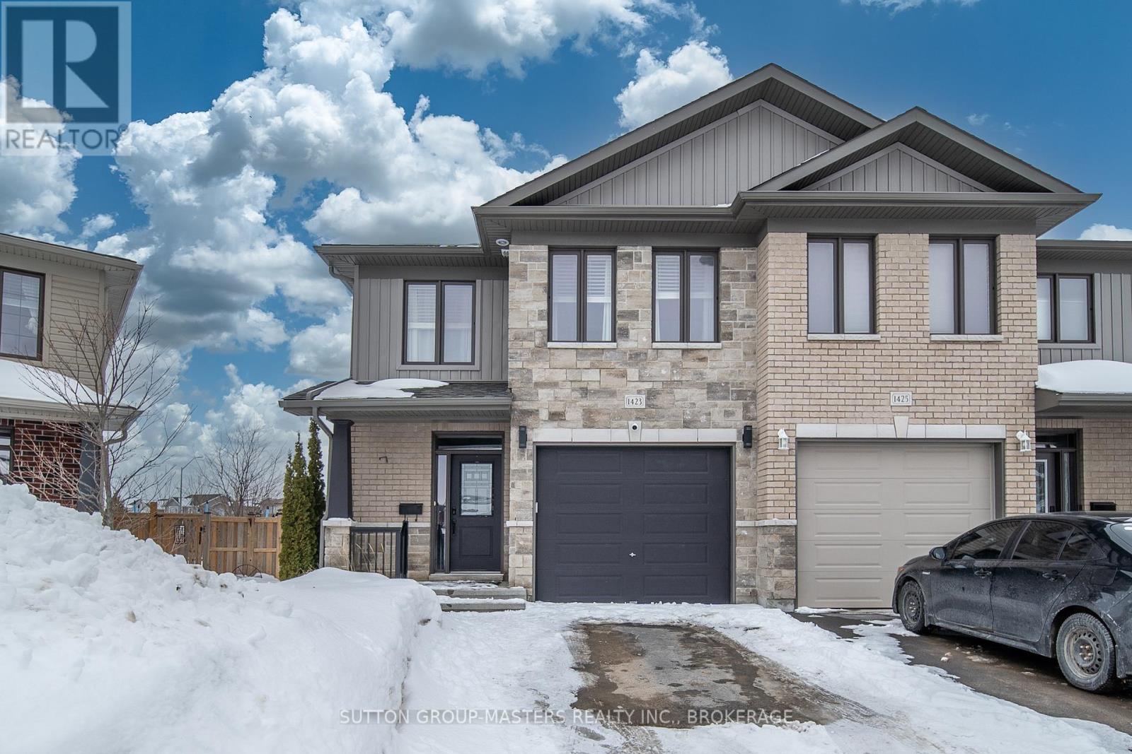 1423 Monarch Drive W, Kingston, Ontario K7P 0R9 - Photo 2 - X12832406