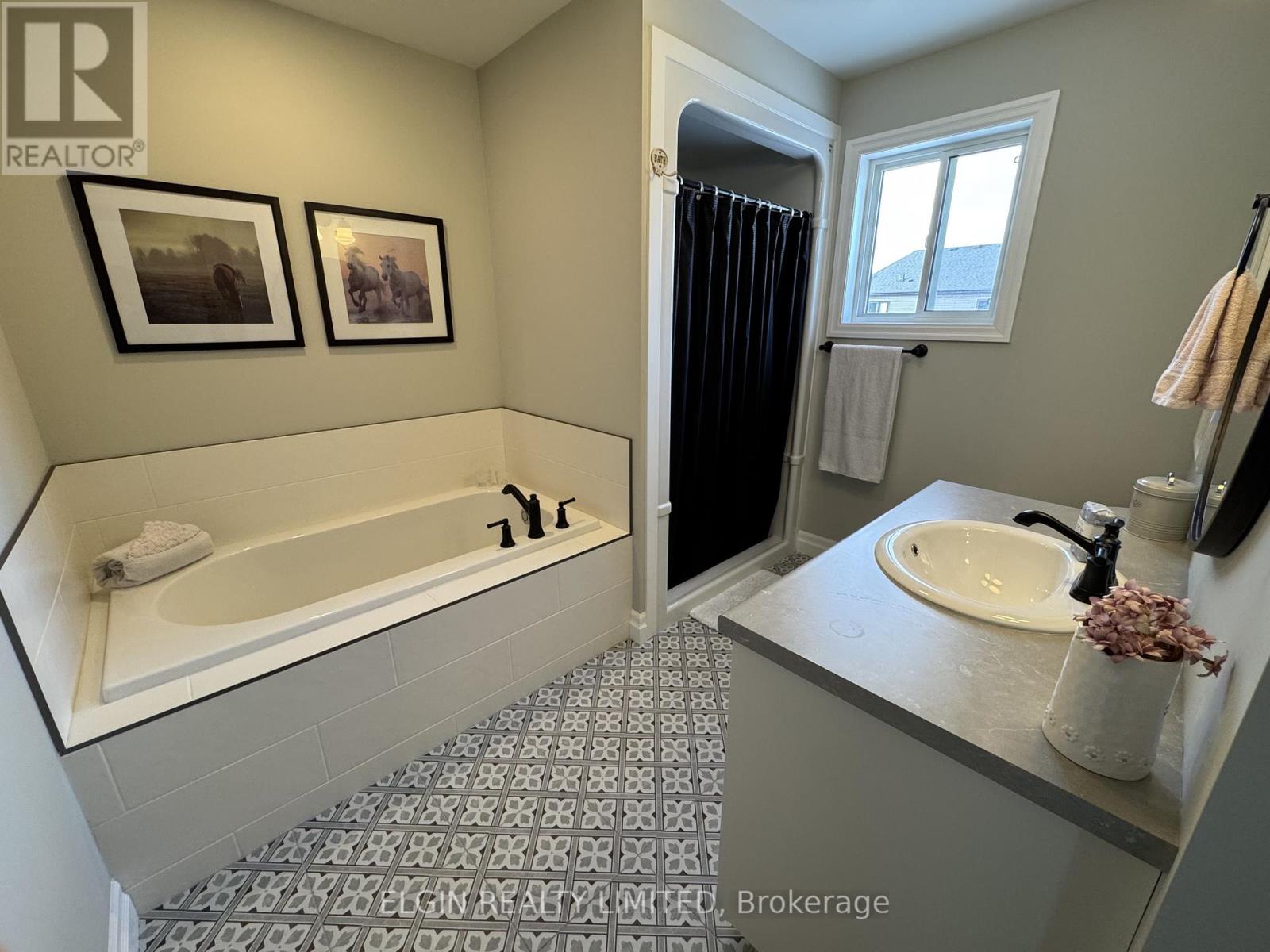 5 Dunning Way, St. Thomas, Ontario  N5R 0P7 - Photo 19 - X12832394