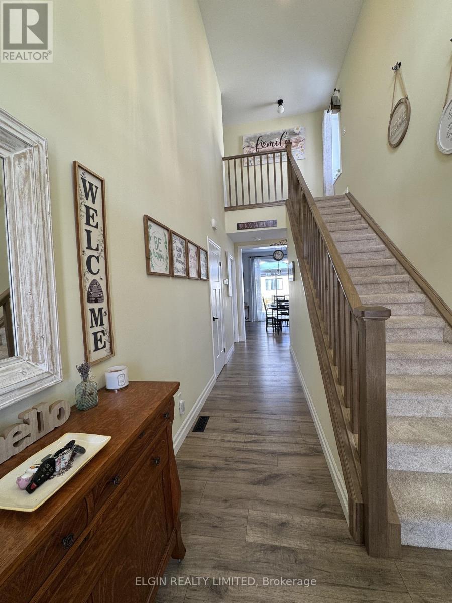 5 Dunning Way, St. Thomas, Ontario  N5R 0P7 - Photo 4 - X12832394