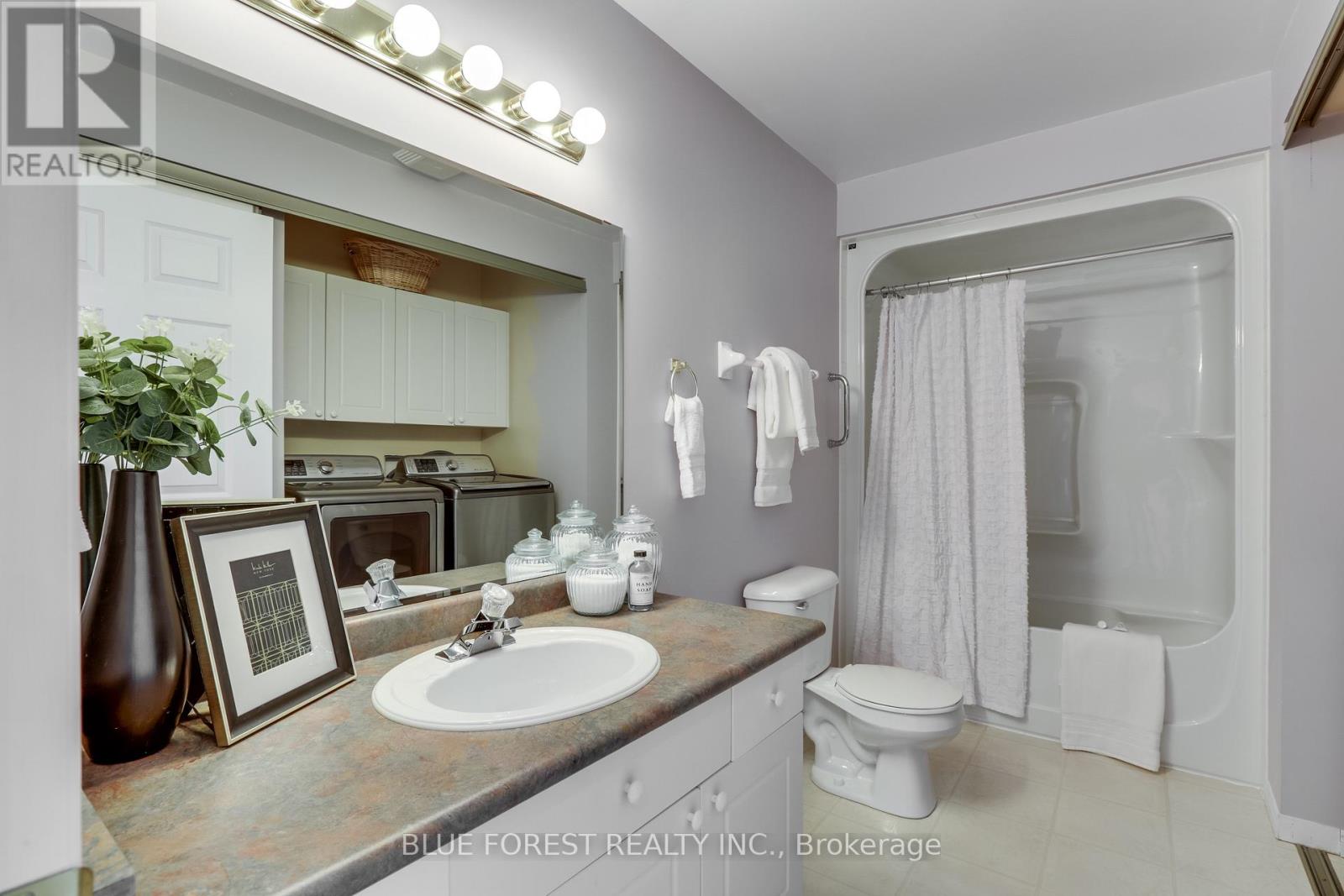 21 - 680 Commissioners Road W, London South, Ontario  N6K 4T8 - Photo 12 - X12832432