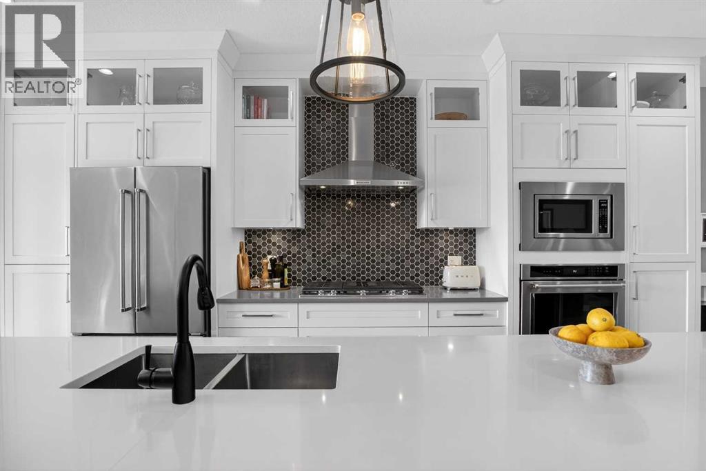 4909 21 Avenue Nw, Calgary, Alberta  T3B 0X1 - Photo 5 - A2288212