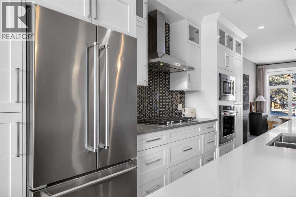 4909 21 Avenue Nw, Calgary, Alberta  T3B 0X1 - Photo 8 - A2288212