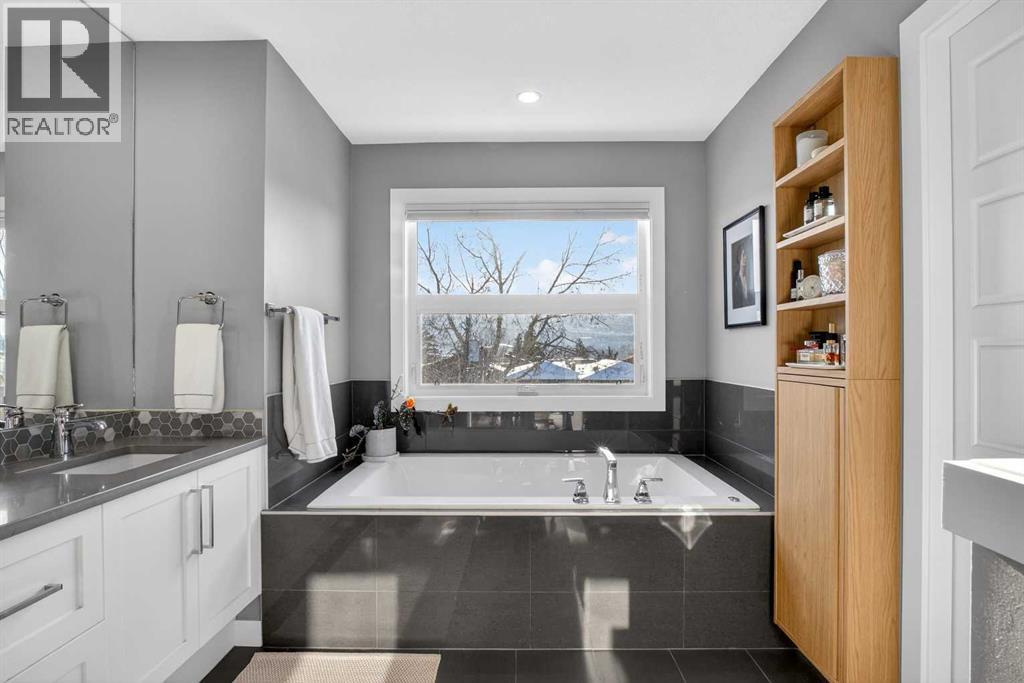 4909 21 Avenue Nw, Calgary, Alberta  T3B 0X1 - Photo 20 - A2288212