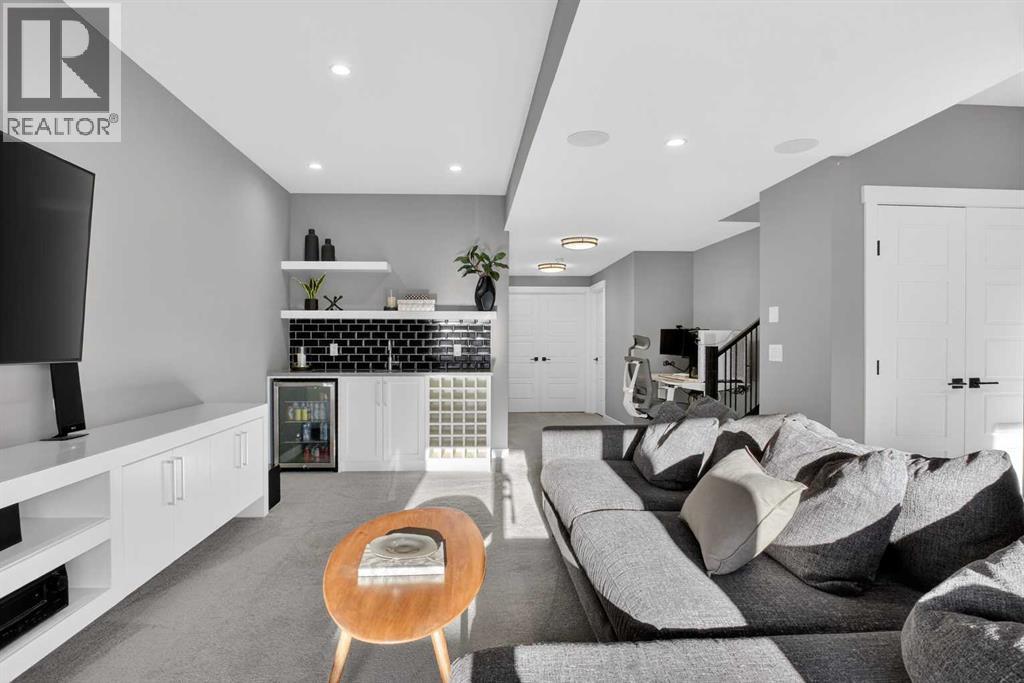 4909 21 Avenue Nw, Calgary, Alberta  T3B 0X1 - Photo 33 - A2288212