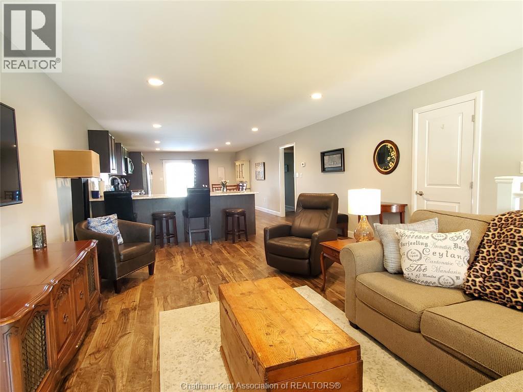 256 Moonstone Crescent, Chatham, Ontario  N7M 0S1 - Photo 5 - 26004243