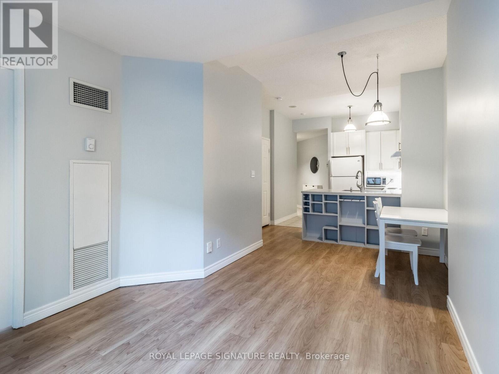 203 - 55 Bloor Street E, Toronto, Ontario M4W 3W6 - Photo 11 - C12832404